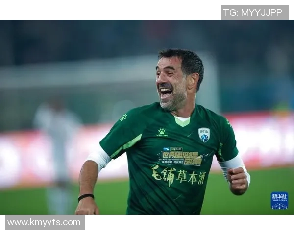 当今足坛超级球星风云变幻他们如何重新定义足球世界的巅峰之战